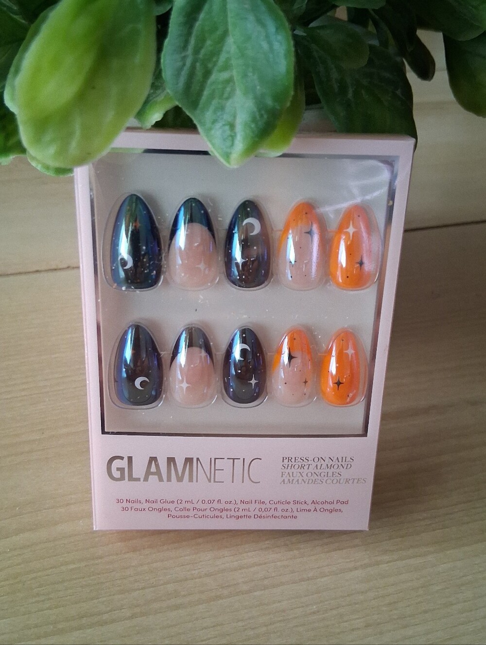 Glamnetic Press On Nails In Short Almond October Nights Seaonal Halloween 🎃